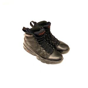 Air Jordan 9 (Bred)